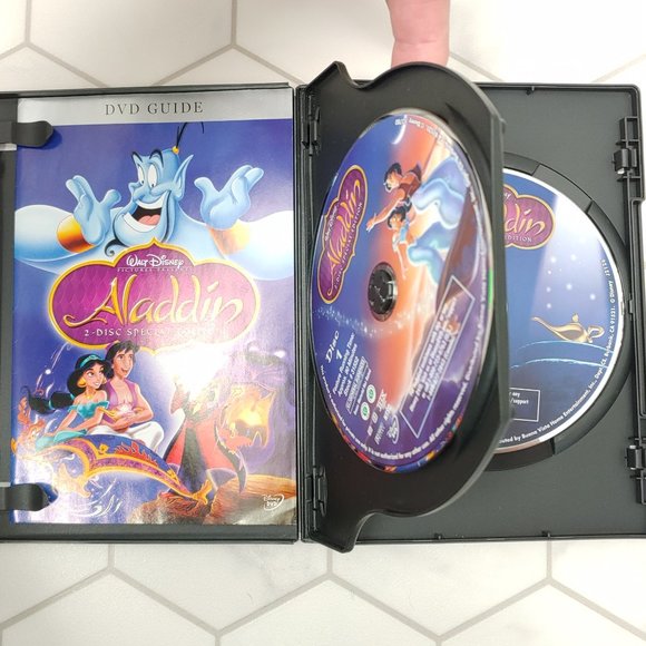 Disney 4 DVD Kids Movie Bundle -Aladdin, Merry Madagascar & Peter Pan Sing Along - Picture 5 of 8